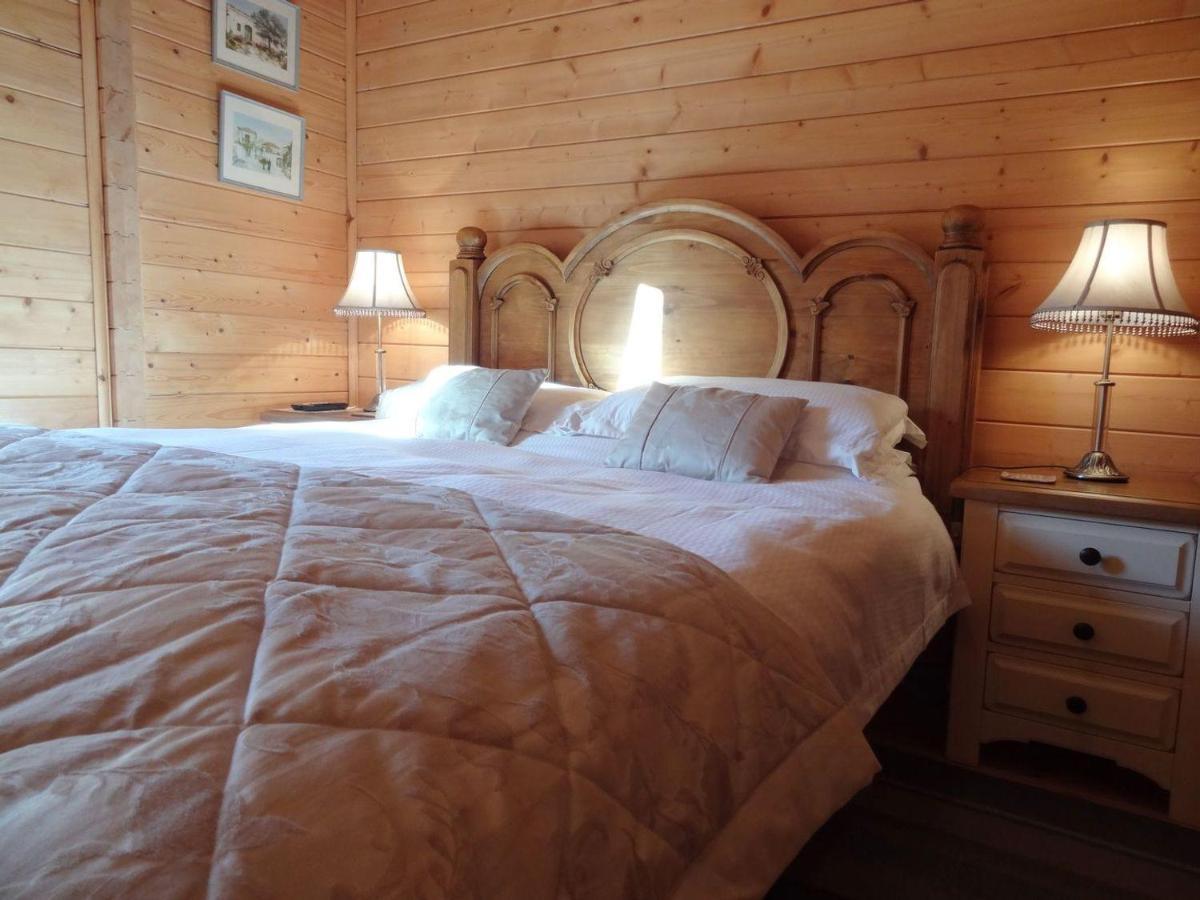 Valley Lodge Tiverton  Extérieur photo