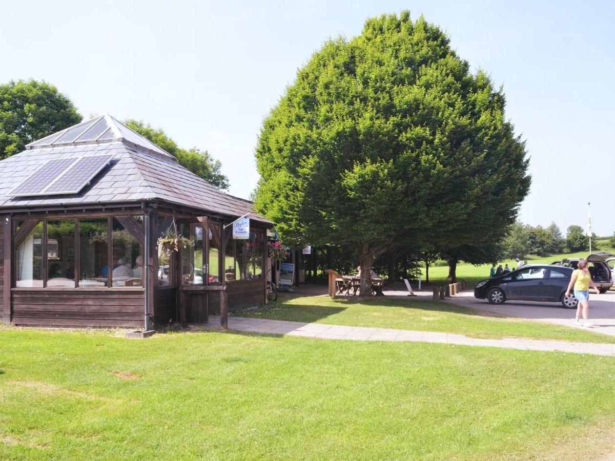 Valley Lodge Tiverton  Extérieur photo